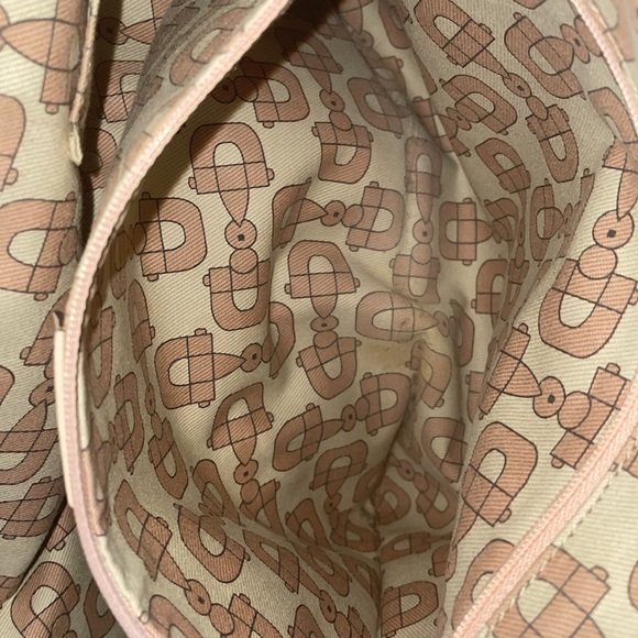 Authentic Gucci Abbey Tote - Picture 9 of 14